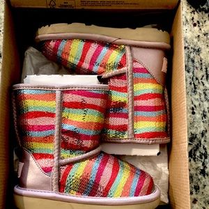 LIKE NEW UGG BOOTS